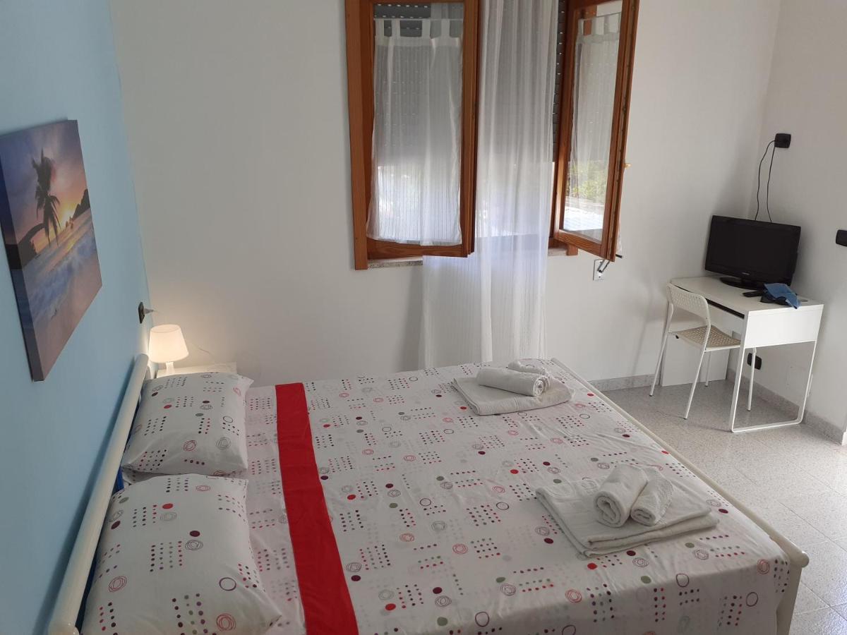 Casa Vacanza Fiorella Torre dell'Orso Eksteriør billede