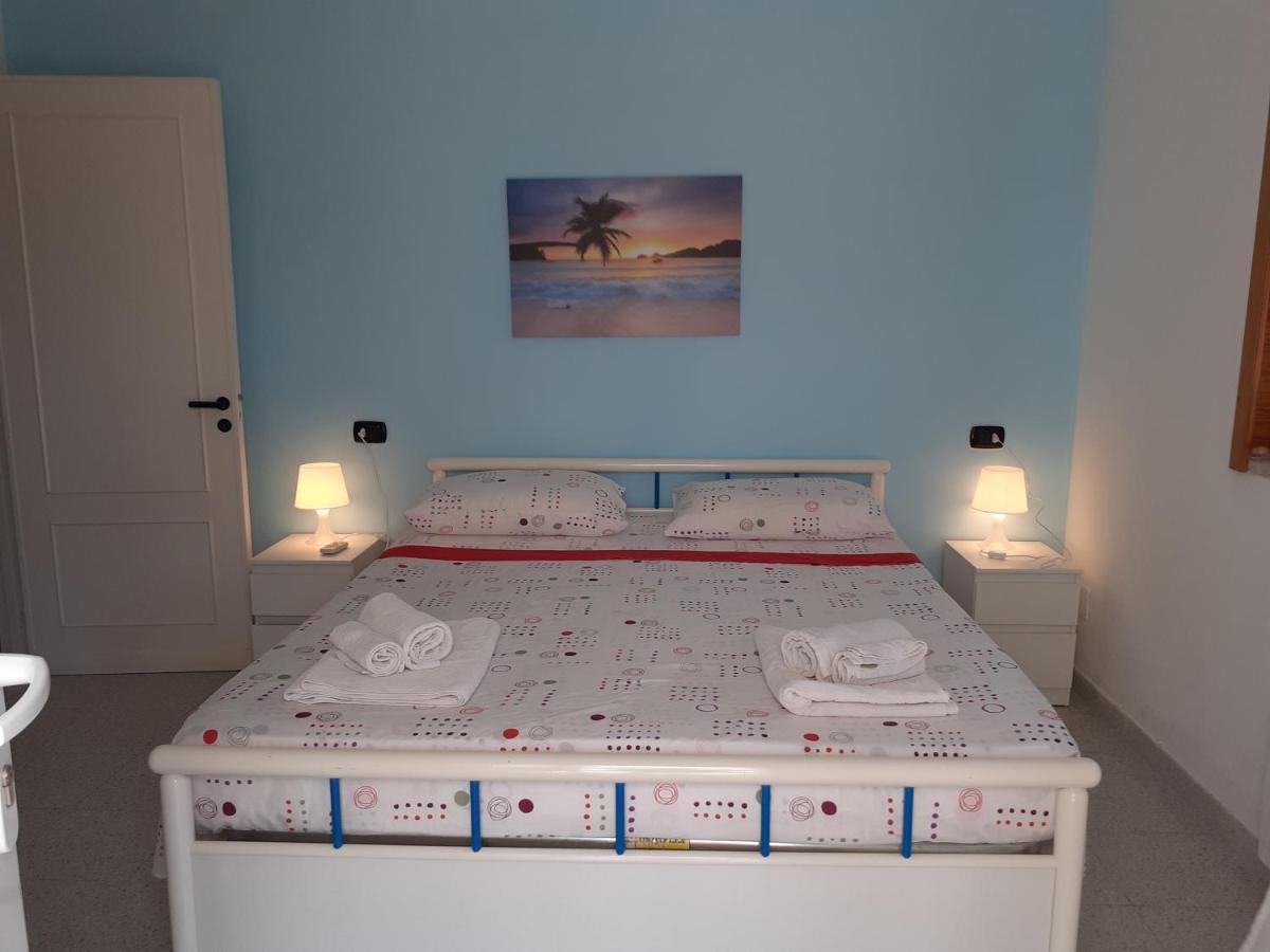Casa Vacanza Fiorella Torre dell'Orso Eksteriør billede
