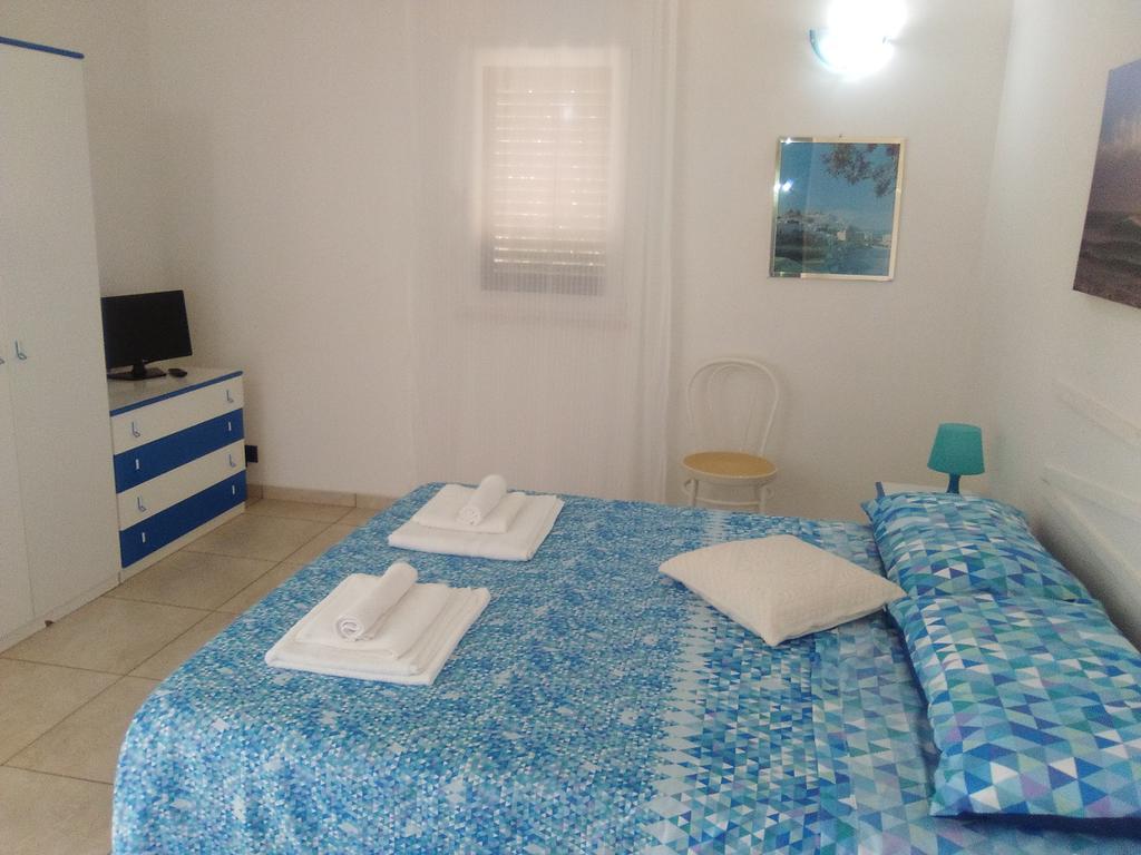 Casa Vacanza Fiorella Torre dell'Orso Eksteriør billede